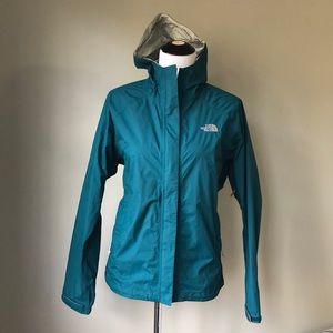 The North Face Women’s Medium Emerald Jacket